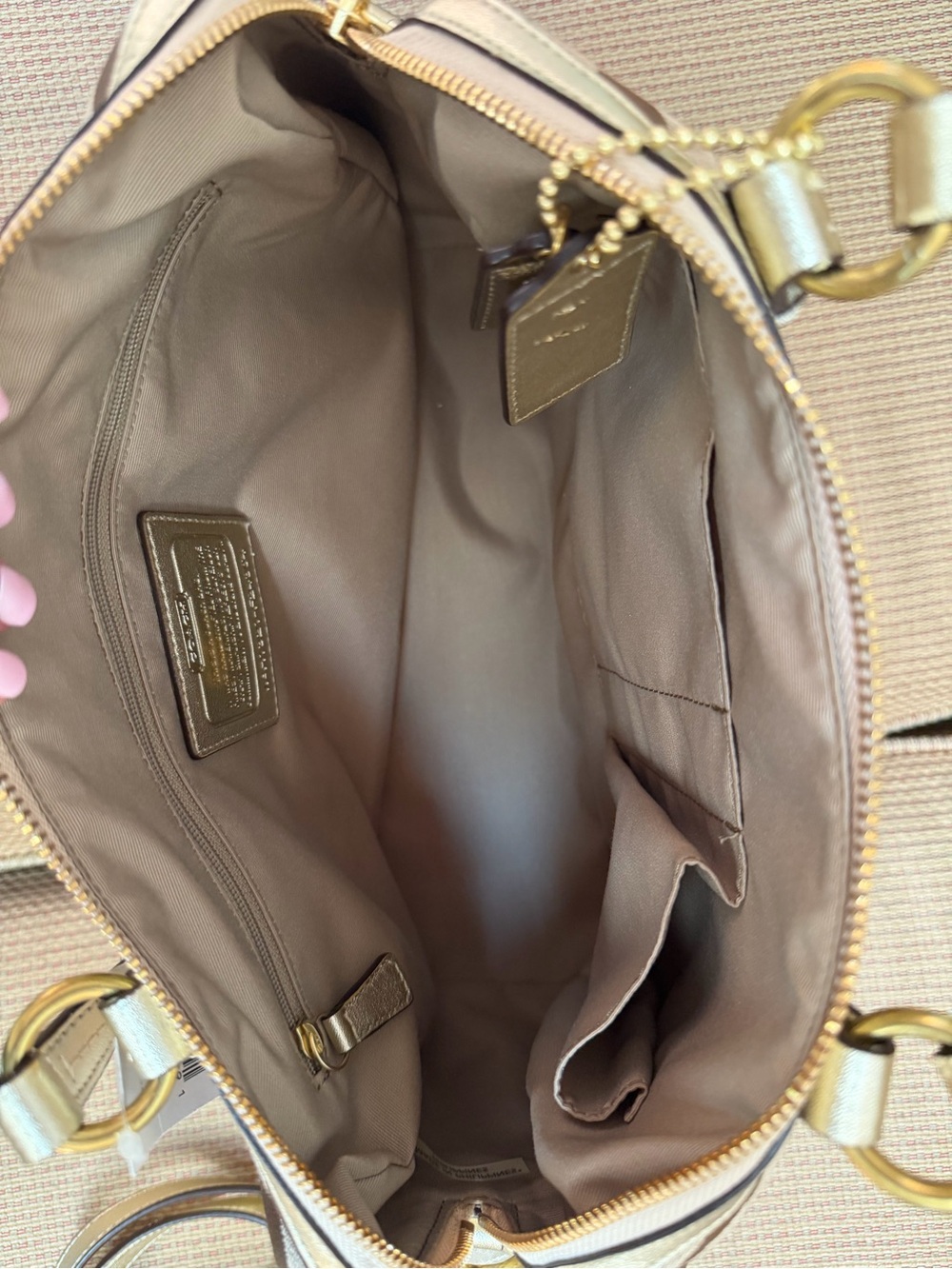 NWT Coach Signature Canvas Satchel Shoulder Bag in Khaki/Gold with extra strap - Picture 4 of 10